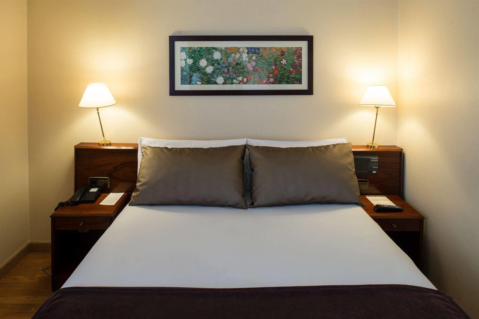 Hotel Catalonia Roma Barcelone